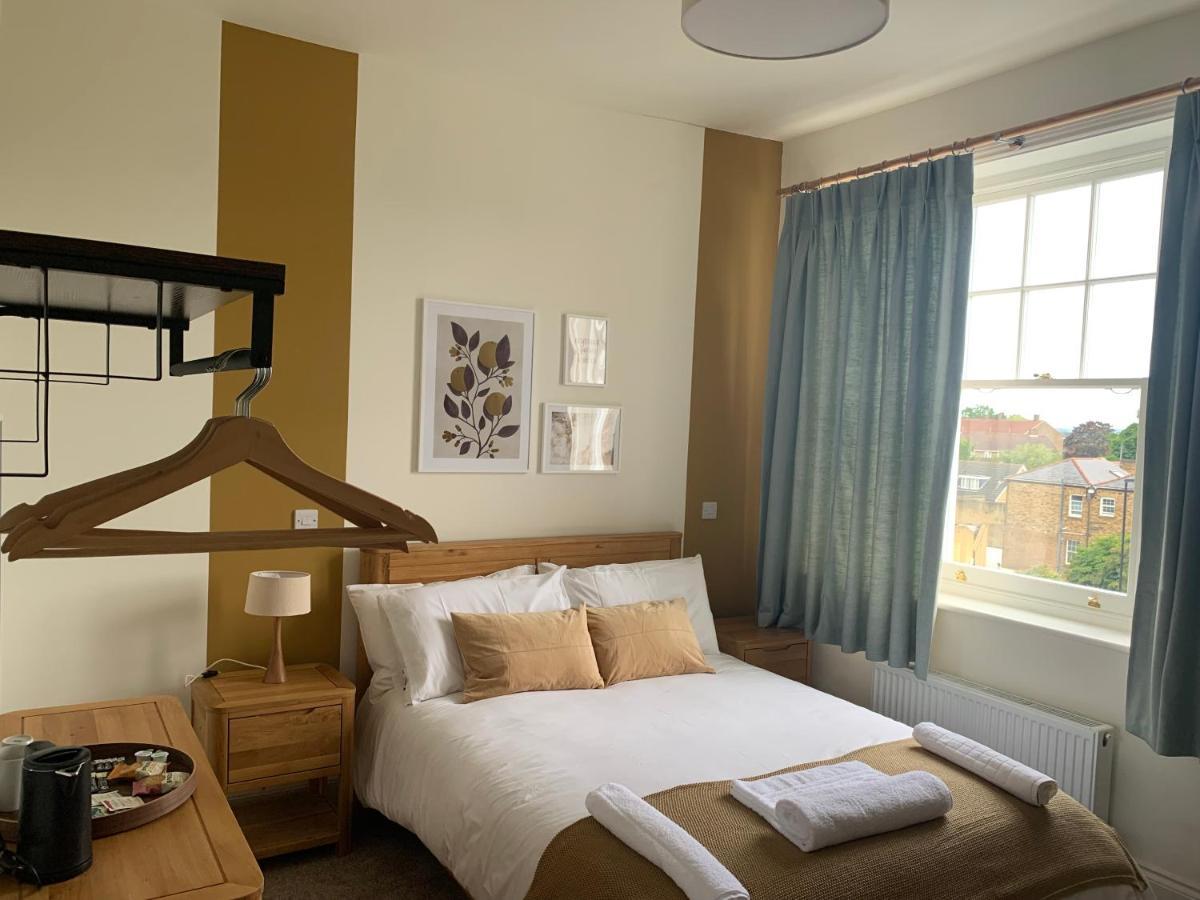 The Fox & Hounds Otel Londra Dış mekan fotoğraf